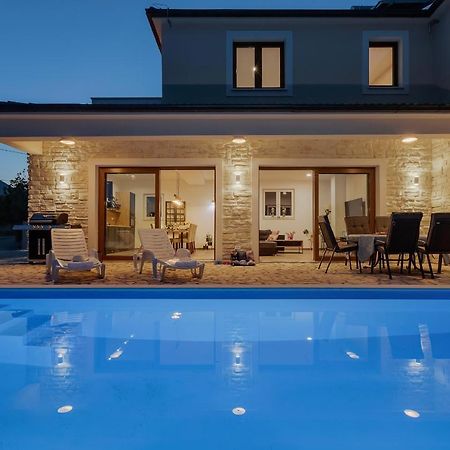 Charming Holiday Home Dolac In Rural Area With Pool Slime المظهر الخارجي الصورة