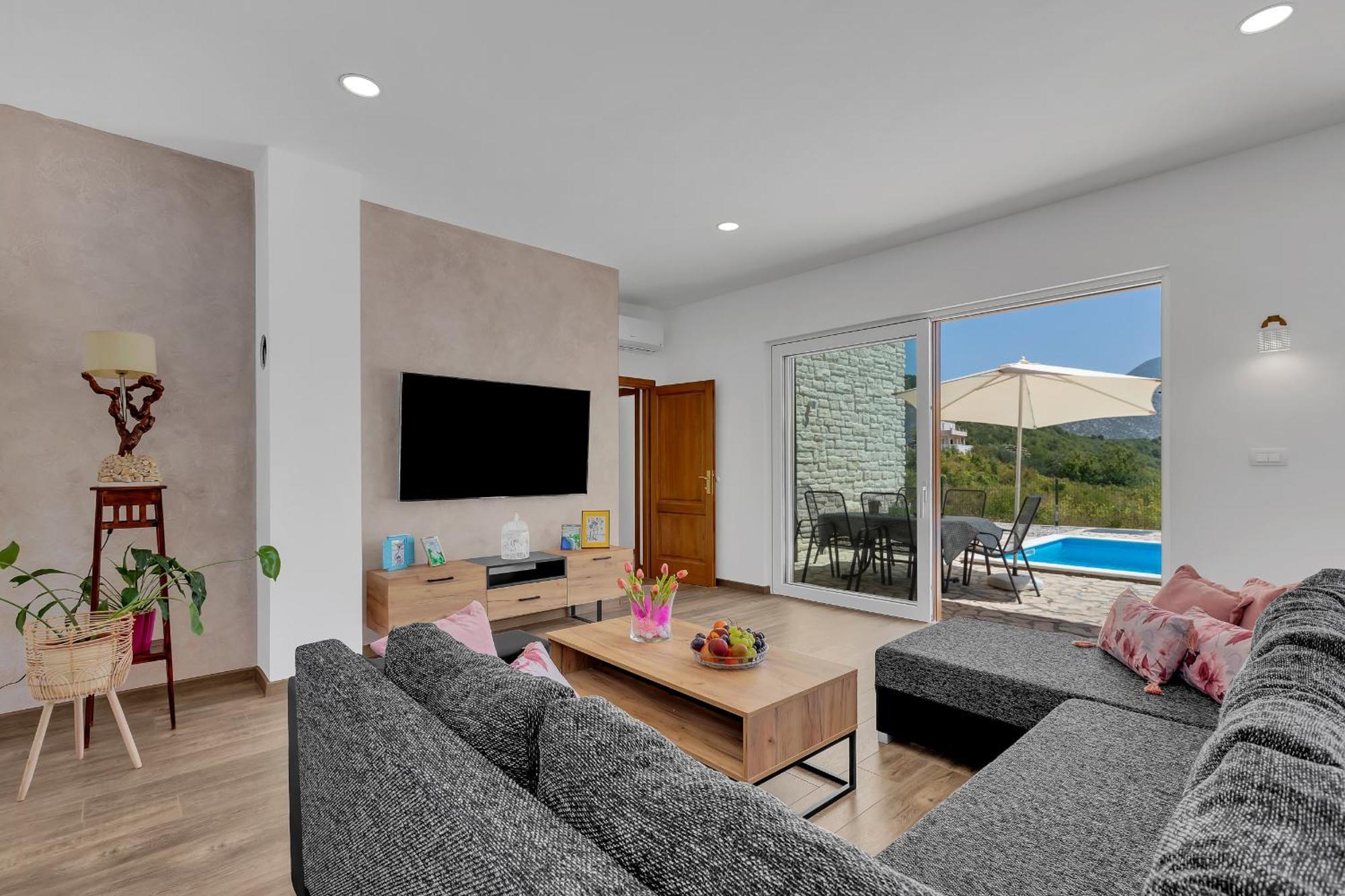 Charming Holiday Home Dolac In Rural Area With Pool Slime المظهر الخارجي الصورة